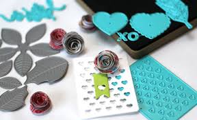 Plastic card punch with shapes. Craftsy Com Express Your Creativity Card Making Ideas Easy Paper Crafts Easy Paper Flowers