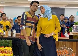 Ariff bahran bersama sheila rusly ketuk ketuk ramadan 2019. Kalau Tak Berhenti Sekarang Bila Lagi Sheila Rusly Hiburan Mstar