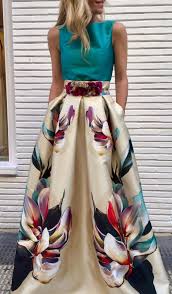 Es cierto que existen, pero algunas de ellas yo las he visto en directo y la calidad de sus acabados o tejidos van acorde a su precio. Tacatuca Hola Conjuntos Maravillosos En La Coleccion Estela Garro Te Gusta Facebook