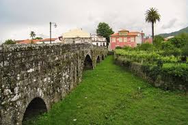 Ponte de lima pela manhã (ponte medieval e igreja de santo antónio da torre velha) #pontedelima #visitpontedelima pic.twitter.com/wreotpzxfc. Ponte De Lima Bridge Ponte De Lima Bridges Portugal Travel Guide