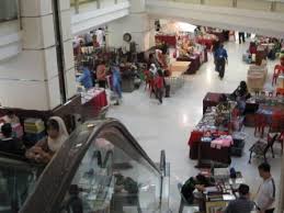 Get contact details & maps for shopping for travelers who use our international travel planner, petaling jaya holidays become easier to arrange, with trips to the amcorp mall and other. Amcorp Mall Weekend Flea Market And Bazaar Visit Malaysia