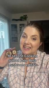 Nicole Deluna's Instagram, Twitter & Facebook