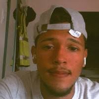 40+ "Daniel Simonds" profiles