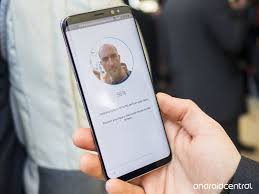 Is your samsung s21, s21plus, s21ultra face unlock not working? Examining The Differences Between Iphone X Face Id And Samsung Iris Scanning Android Central