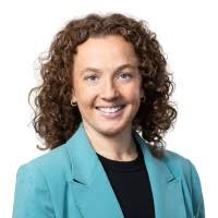 1100+ perfiles de «Thea»