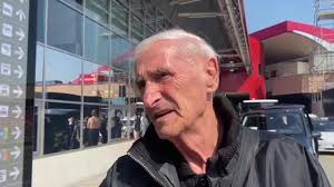 Arnaldo che vive al Marconi avrà una casa: "Ho scoperto che c'è molta  umanità. E ho trovato il piacere di ri…