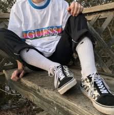 Pin By Joran On Man Clothes Mens Streetwear Cute Outfits With Jeans Sneakers Men Fashion You can find grunge, kawaii, retro, vintage, indie, hipster styles of tees, sweatshirts, caps, accessories, jackets. cute outfits with jeans