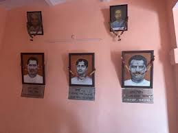 train robbery shook the Empire ...