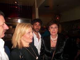 Also learn how he earned most of networth at the age of 70 years old? Gossip E Spettacolo Www Inciucio It Compleanno Di Patrizia De Santis Al Josephine Di Via Bissolati A Roma