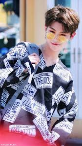 oh gosh justin stop being so beautiful 黄明昊 justin justinhuang huangminghao ninepercent モデル 写真 男性ファッション ファッションポーズ集