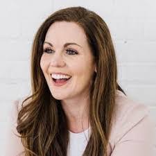 Casandra Dolan's Instagram, Twitter & Facebook