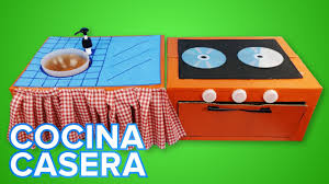 El cartón es un material formado por varias capas de papel superpuestas, a base de fibra virgen o de papel reciclado. Cocina De Juguete Con Carton Para Ninos Manualidades Recicladas Youtube