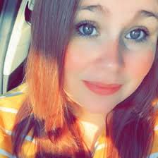 Desarae Smith's Instagram, Twitter & Facebook