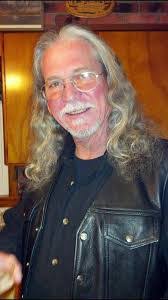 Kenny Moss's Instagram, Twitter & Facebook