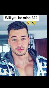 Jan Frederick's Instagram, Twitter & Facebook