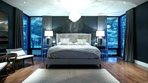 The average bedroom size in the united states is 11 feet by 12 feet (132 square feet) and is large enough to accommodate a queen size bed. Master Bedroom Size For King Bed Average Of A Style Suite Dimensions Bathroom Suites Floor Plan Plans Standard Luxury Apppie Org