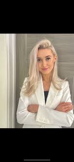 May 27, 2021 · an irritated sara davies made her thoughts clear on dragons' den tonight as she blasted two entrepreneurs. Sara Davies Academy Partner St James S Place Wealth Management Linkedin