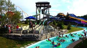 Water park toronto travel vacation getaways canada travel canadas wonderland adventure park thrill ride amusement park rides. Muskoka Plunge Water Slide At Splashworks Water Park Canada S Wonderland 4k Youtube