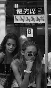 Black And White Best Friends In Movies Pin By Ava Burger On Film Black And White Aesthetic White Aesthetic Black And White Photography