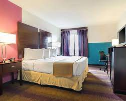 Quality inn west end is located 7 km from children's museum of richmond and boasts a sundeck, entertainment activities and a seasonal outdoor pool. Quality Inn West End 63 7 8 Richmond Hotel Deals Reviews Kayak