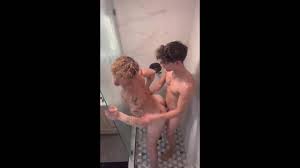 Alann23 Melvin: The Hottest Babe in the Room