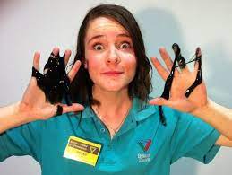 Fantastic Fluids Show In The Illawarra Coal Science Theatre Wollongong Science Centre Planetarium Space Science Oobleck Planetarium