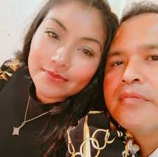 Solo queria decir que eres increíble, un hombre trabajador y muy valioso.  Admiro ver como le echas ganas a la vida a pesar de lo difícil que se pone  a veces. No