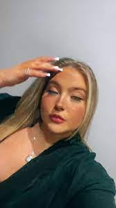 Katy Bowers's Instagram, Twitter & Facebook