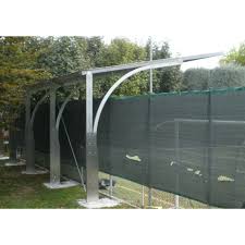 Dalle tettoie in legno alle tettoie in ferro, i nostri modelli sono in grado di soddisfare ogni richiesta e possono essere personalizzate potete scegliere tra i nostri numerosi modelli di tettoie a sbalzo, che non richiedono nessuna opera muraria né in fase di montaggio. Tettoia In Ferro A Sbalzo Ts 600x550 In Ferro Zincata E Verniciata Con Copertura Telo Pvc