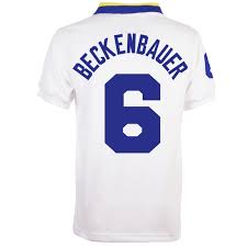 F ootball shoes, also called cleats or soccer boots, are special footwear that is worn while playing football (soccer). Vintage Jersey Cosmos 1981 Beckenbauer Les Voyages En Ballon