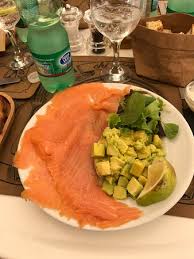 Maybe you would like to learn more about one of these? Salmone Affumicato Con Avocado E Insalata Foto Di Zanzarazan Cafe Milano Tripadvisor