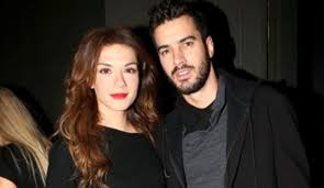 Facebook is showing information to help you better understand the purpose of a page. Apokalypsh Bomba Tsimitselh Gia Laskarakh Me Thn Basw Pantreythkame Epeidh