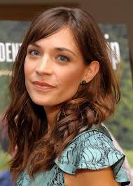 American actress born November 19, 1954