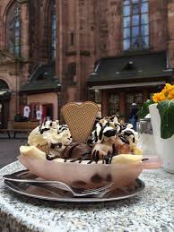 If an empty string () is used as the separator, the string is split between each character. Banana Split Picture Of Eis Roma Heidelberg Tripadvisor