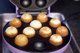 How To Make Cake Pops With Cake Pop Maker I Have Been Using Boxed Mixes With My Machine I Added A Package Of Instant Pudding And Substituted M Babycakes Cake Pop Maker Cake Pop Maker Baby Cakes Maker