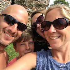 Amanda Sansom (@MandaSansom78)