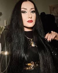 Happiness looks good