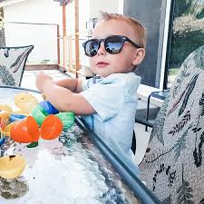 Hope everyone had a great Easter! We spent most of the day outside enjoying  the sunshine and watching Shane explore 😊 wish we were able to have spent  the day with family