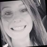 Kimberly Haak's Instagram, Twitter & Facebook