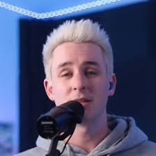 Sami Rose Locked Out Of Heaven