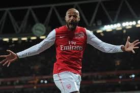Joueurs plus lourds du championnat. Angleterre Henry 2e Meilleur Joueur De L Histoire De La Premier League Derriere Giggs Neuf Francais Dans Le Top 100 Football Maxifoot
