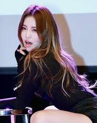 It was released on march 7, 2017 as the lead single from the ep of the same name. K Pop 1921845 Rollin Yujeong And Brave Girls On Favim Com