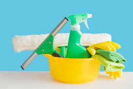 Add in a bucket full of warm water 500 ml white vinegar and 250 ml washing liquid. How To Clean Outside Windows That You Can T Reach 9 Different Ways
