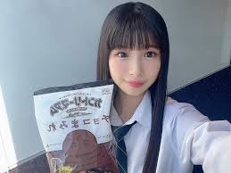 一日一お菓子ラップ🍭 テイク3🎬✨️ テイク1は、KTのTikTokの個人垢にアップされてるよ✌️ ハイライトから飛んでみんなフォローしてね🤍 # KTちゃん #KT#真ADRENALINE #がーどまん #TikTok #LJK #一日一お菓子ラップ | Instagram さん