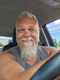 What are the best places to visit and things to do in Charleston and  surrounding areas for someone considering relocation?