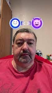 Larry Fewell's Instagram, Twitter & Facebook