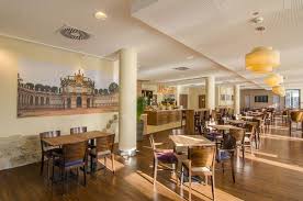 Holiday inn express dresden city centre is a short driving distance of the wildlife park zoo dresden. Holiday Inn Express Dresden City Centre Dresden Germany Emirates Holidays