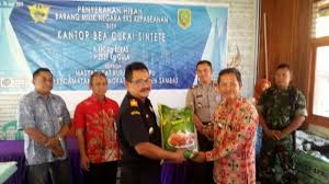 Bentuk formulir surat setoran pajak dan penjelasannya. Bea Cukai Sintete Hibahkan Gula Dan Beras Pada Warga Pemangkat Tribun Pontianak