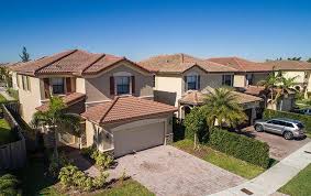 Our comprehensive pest control services are designed to specifically meet the needs of gulf coast homeowners. What S Bugging You Pest Control Pest Control In Greater Phoenix Az