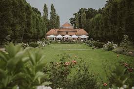 Spirituelle Hippie Hochzeit In Der Trinkhalle Von Chris Alina Photography Lieschen Heiratet Hochzeit Hamburg Hochzeit Hochzeit Location